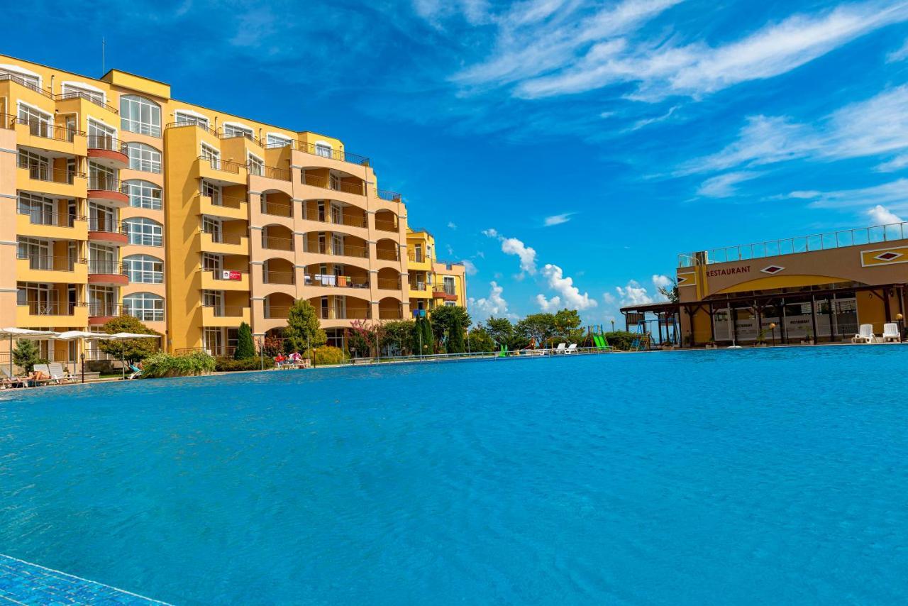 Menada Grand Resort Apartments Aheloi Exterior foto