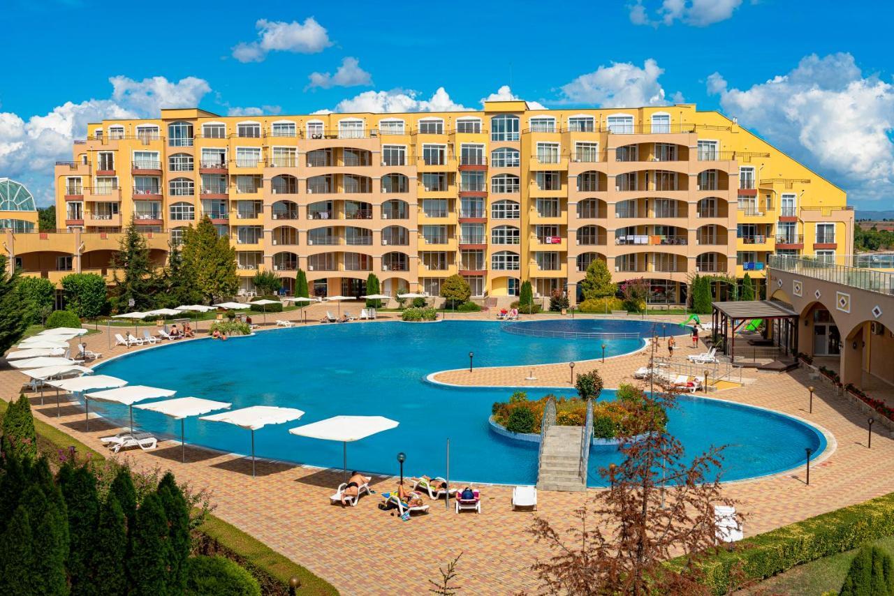 Menada Grand Resort Apartments Aheloi Exterior foto