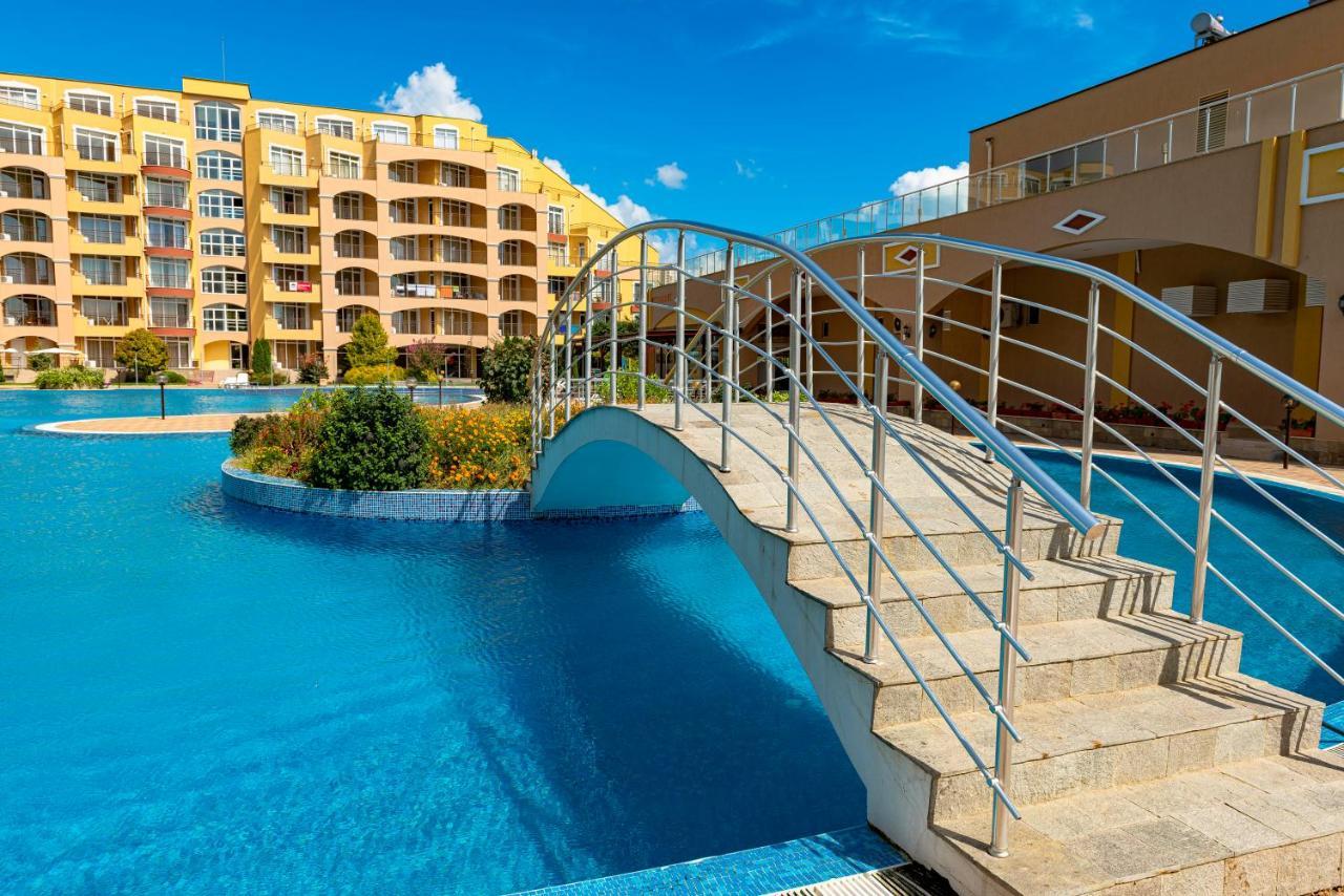 Menada Grand Resort Apartments Aheloi Exterior foto