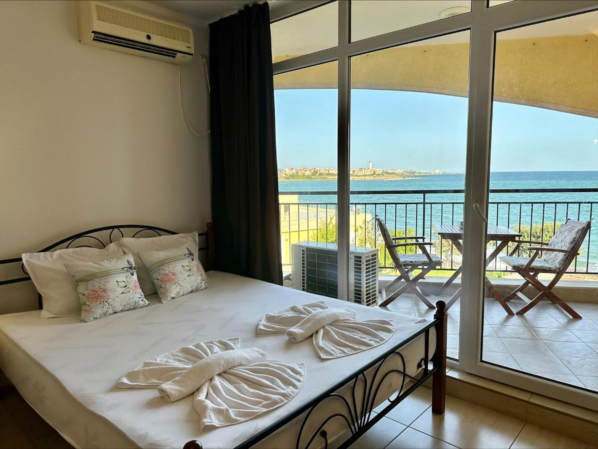 Menada Grand Resort Apartments Aheloi Cameră foto