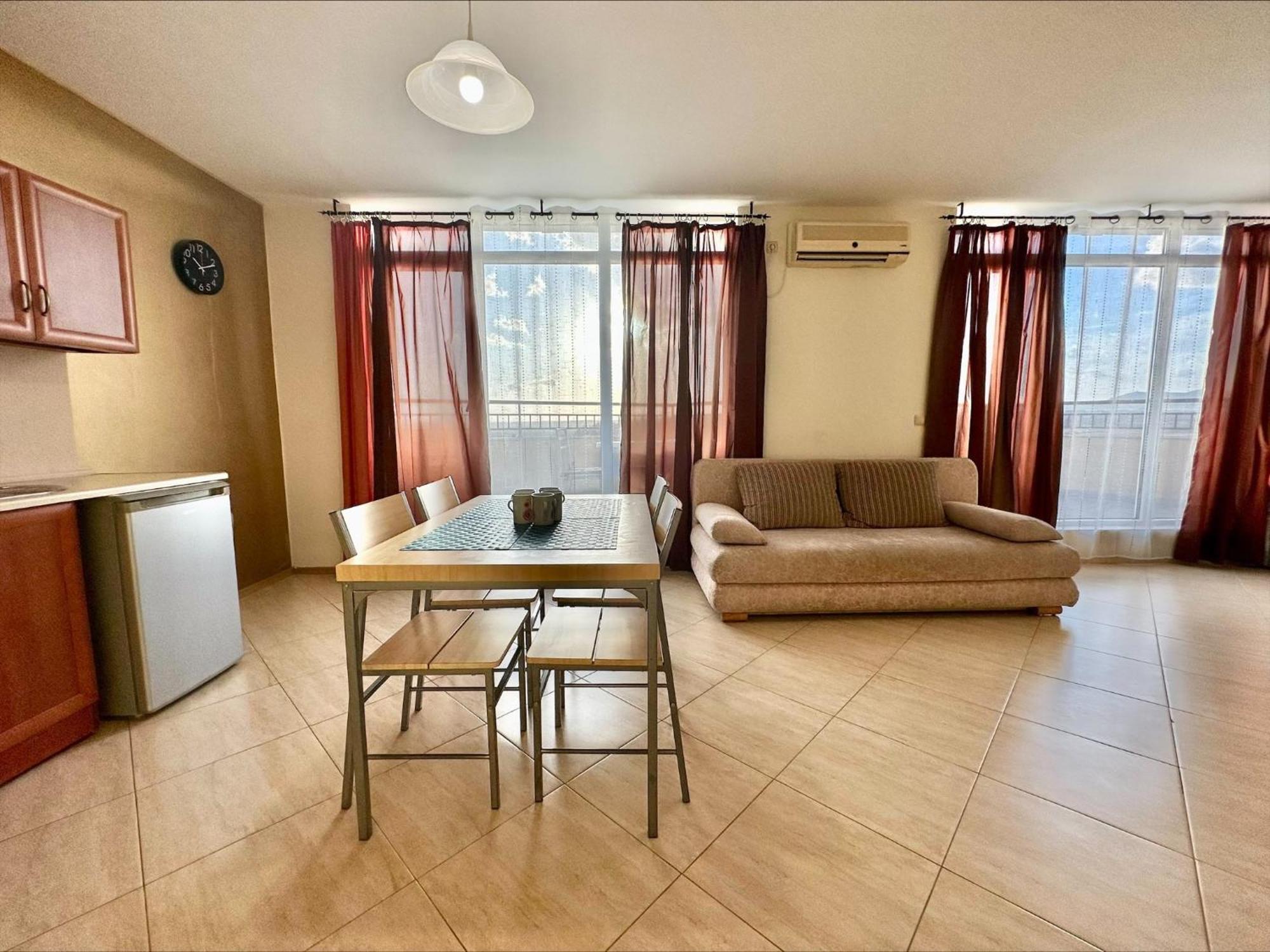 Menada Grand Resort Apartments Aheloi Cameră foto