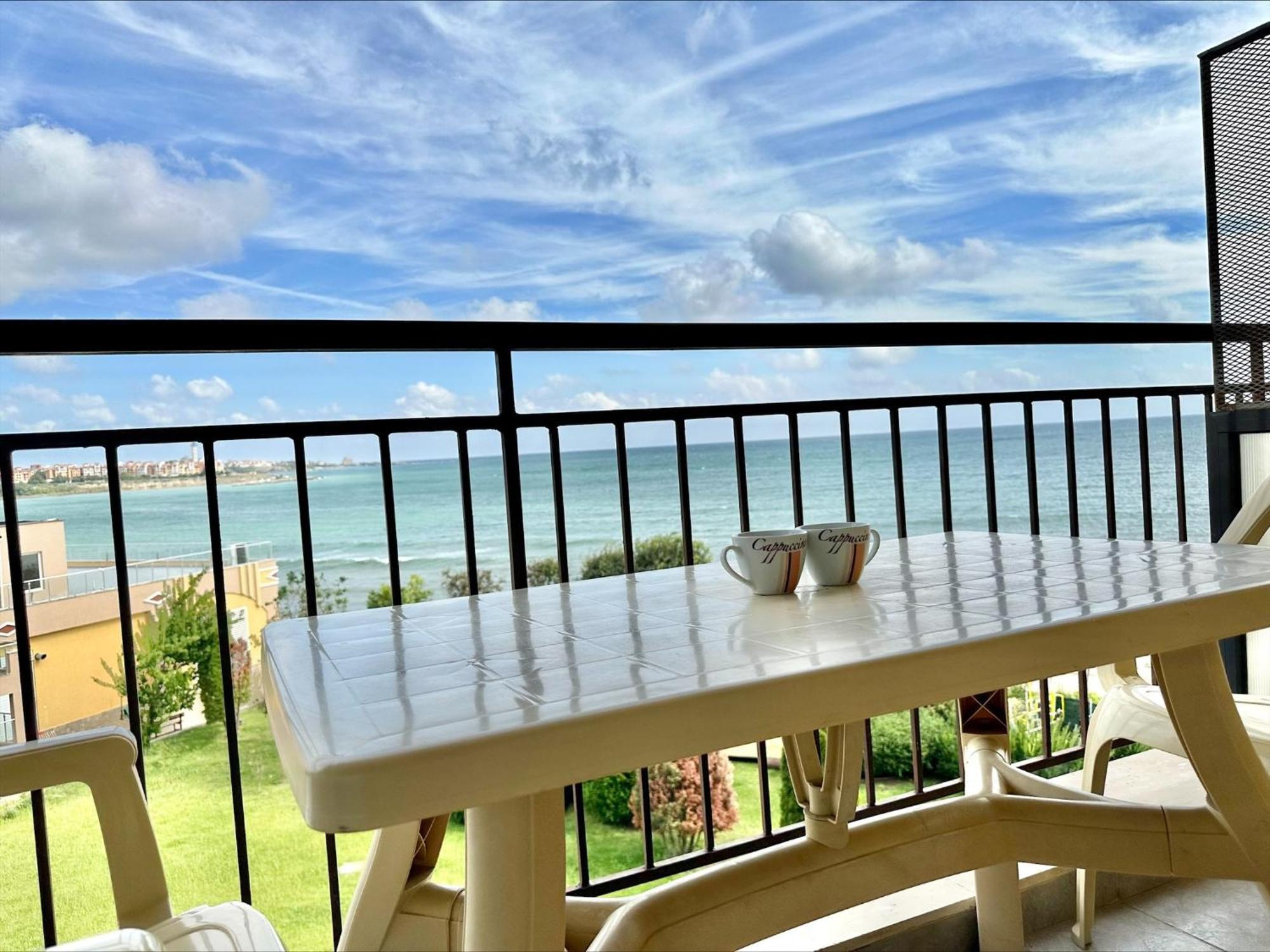 Menada Grand Resort Apartments Aheloi Cameră foto